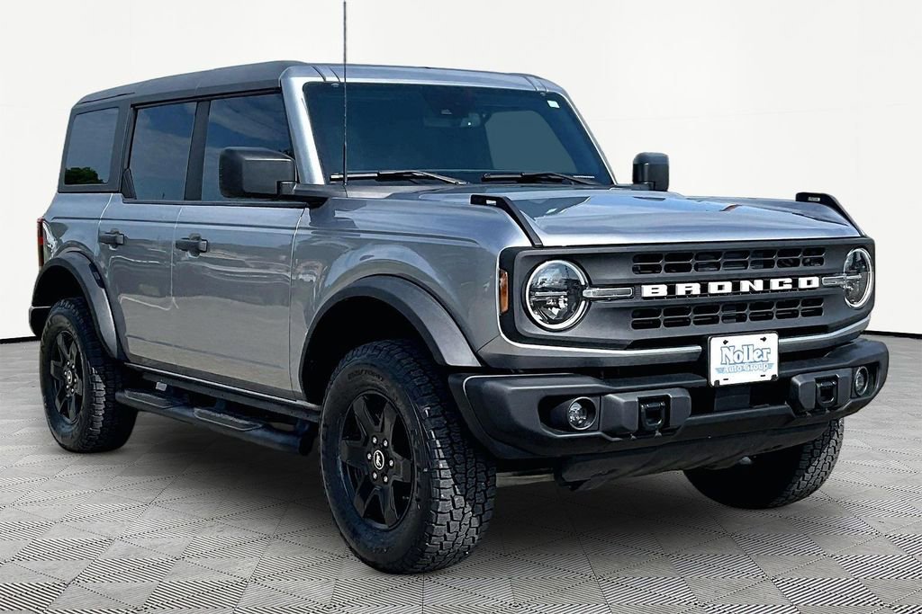 Used 2024 Ford Bronco Black Diamond AWD/4WD image 12