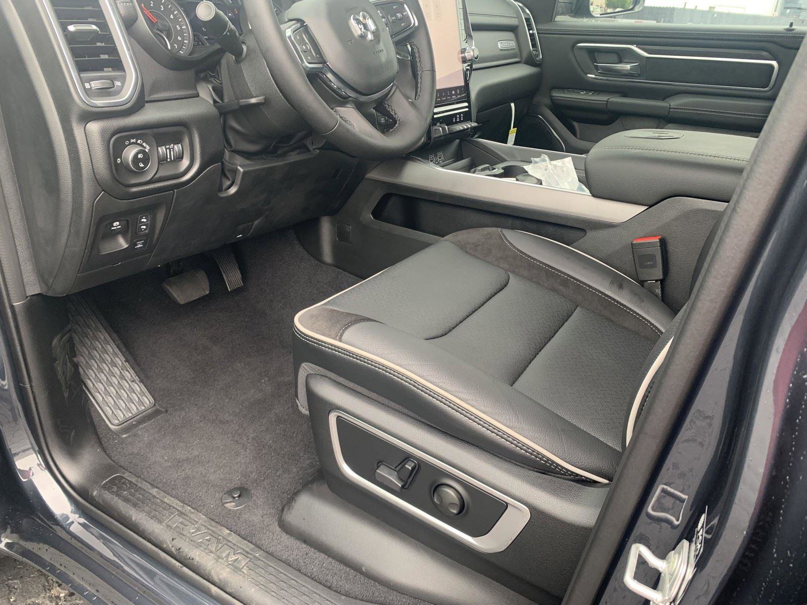 New 2026 RAM 1500 Laramie w/ Sport Appearance Package image 15