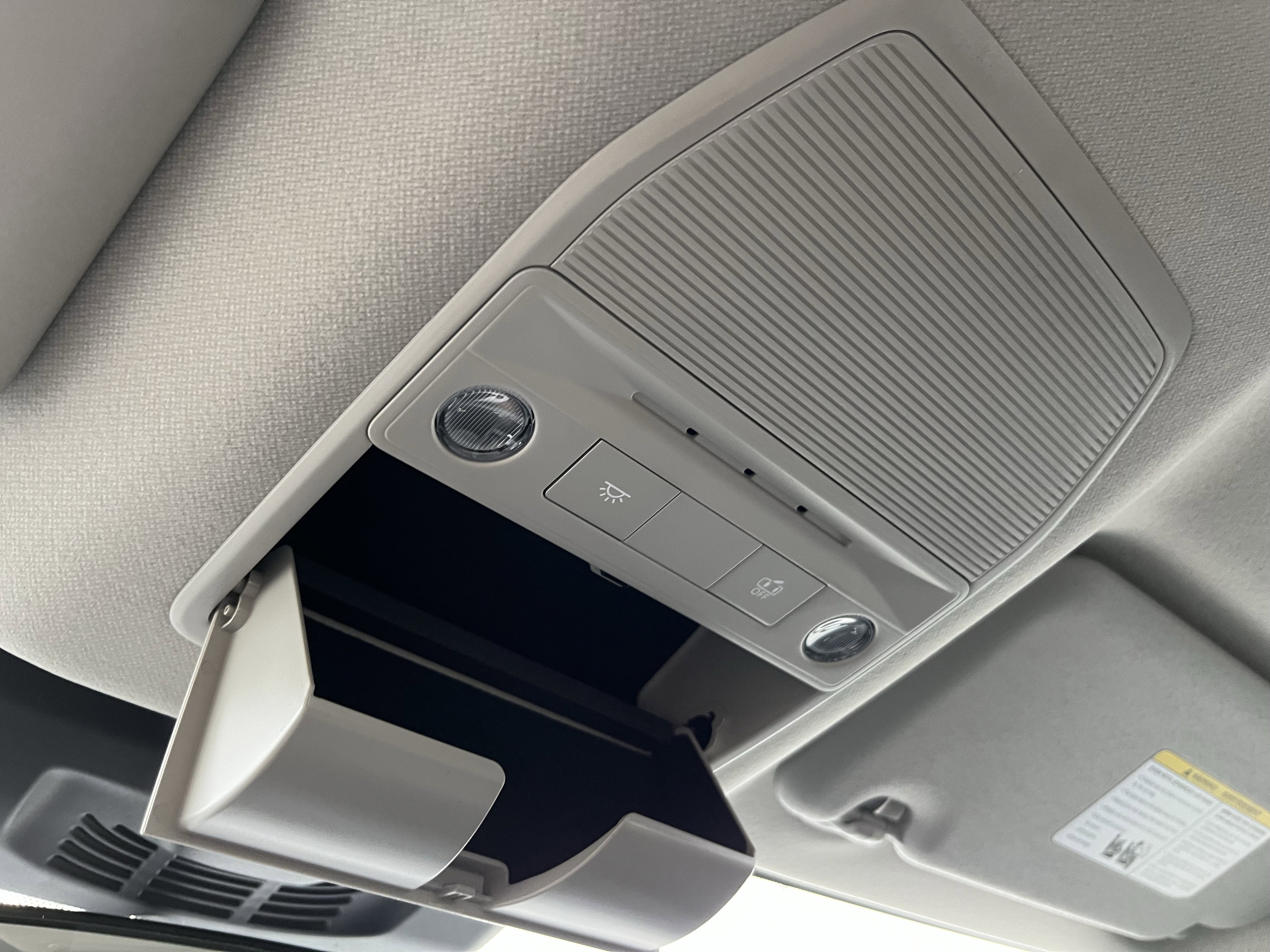 New 2026 Nissan Sentra SV w/ Floor Mat Package FWD image 33
