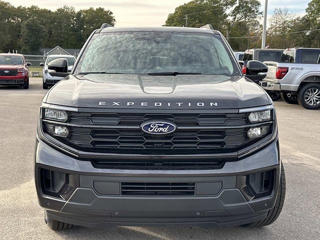 New 2025 Ford Expedition Active image 2