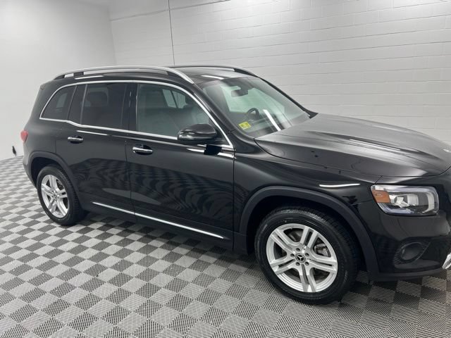 Used 2023 Mercedes-Benz GLB 250 4MATIC image 4