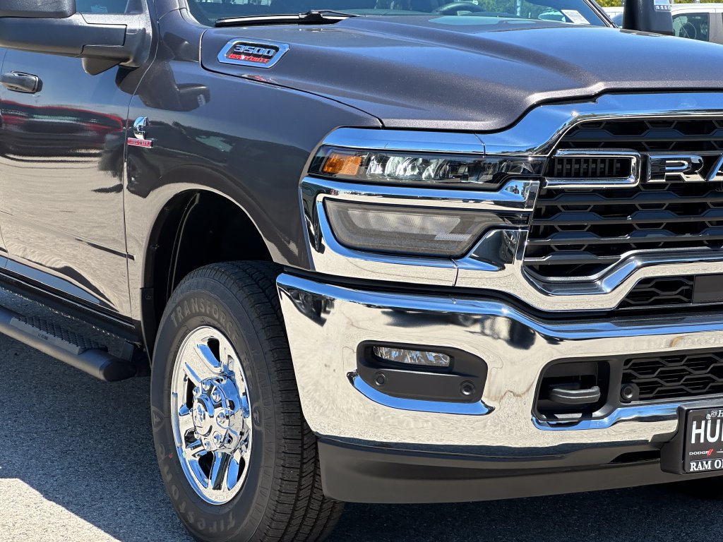 New 2026 RAM 3500 Tradesman AWD/4WD image 11
