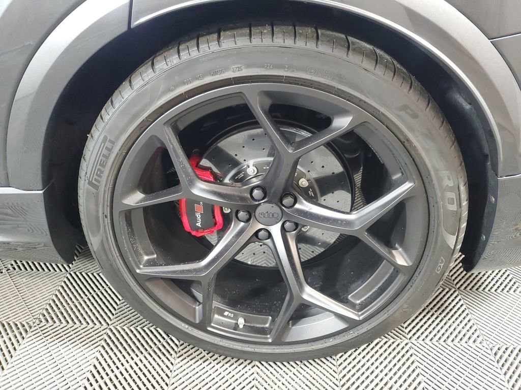 New 2026 Audi RS Q8 performance image 10