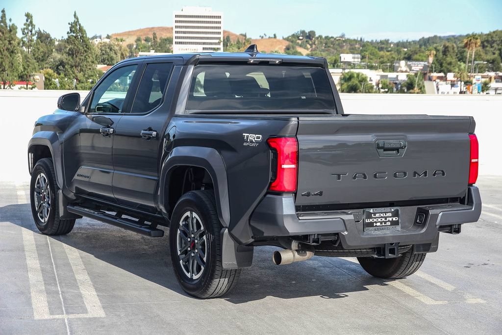 Used 2025 Toyota Tacoma TRD Sport AWD/4WD image 6