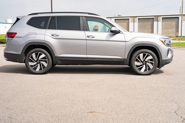 Certified 2025 Volkswagen Atlas SE FWD image 7