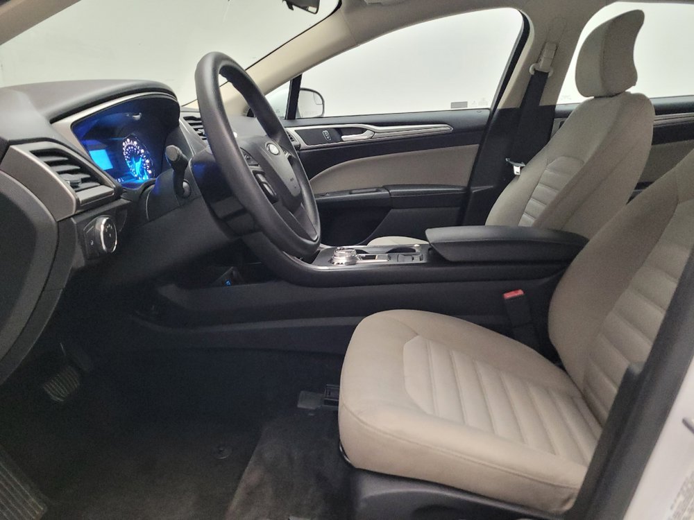 Used 2017 Ford Fusion S FWD image 17