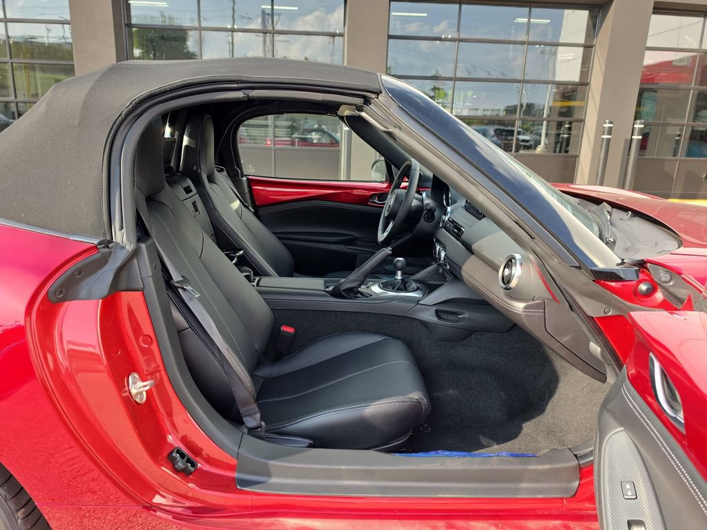 New 2026 MAZDA MX-5 Miata Grand Touring w/ Appearance Package RWD image 10