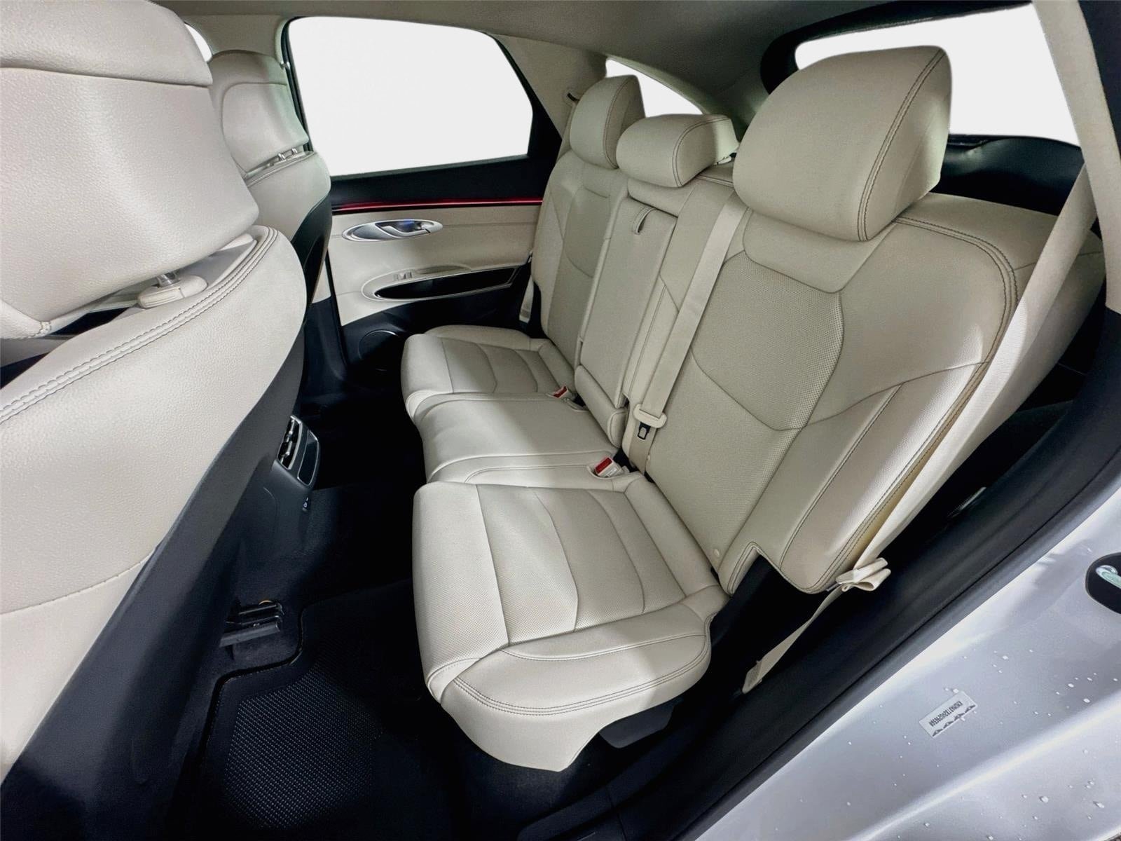 New 2027 Genesis GV70 2.5T AWD/4WD image 22