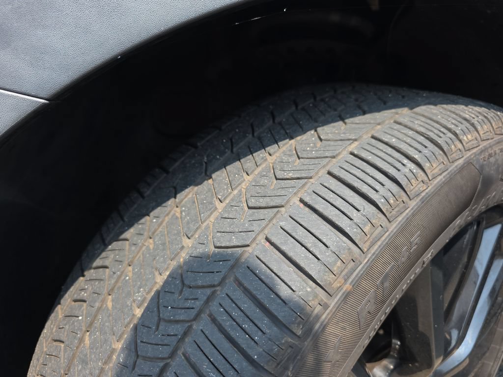 Used 2020 Kia Telluride SX w/ Towing Package FWD image 37