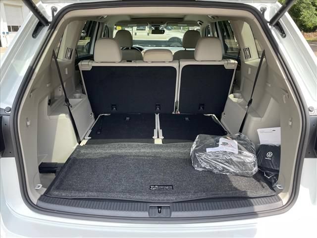 Used 2026 Volkswagen Atlas SE w/ Panoramic Sunroof Package FWD image 17