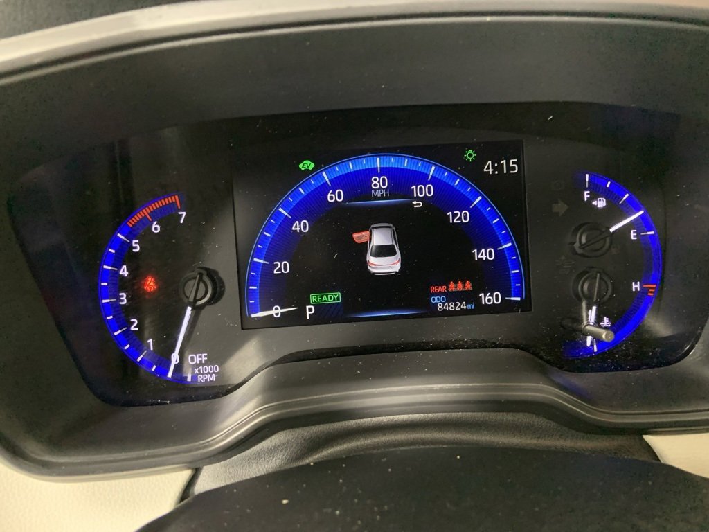 Used 2021 Toyota Corolla LE image 10