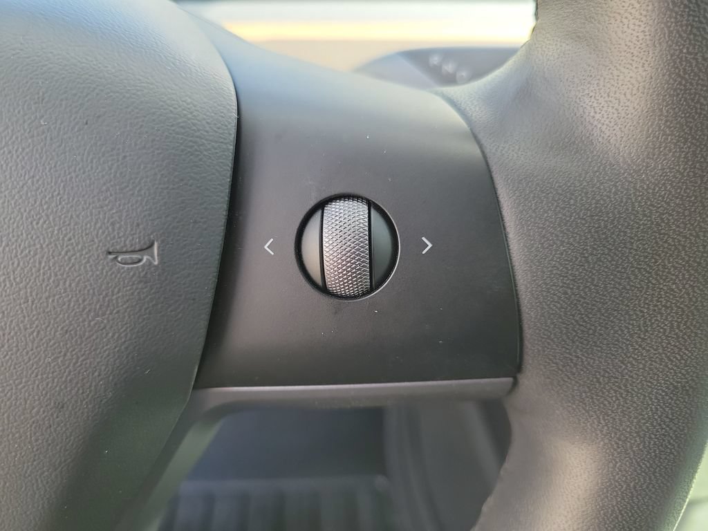 Used 2021 Tesla Model 3 Standard Range Plus RWD image 25