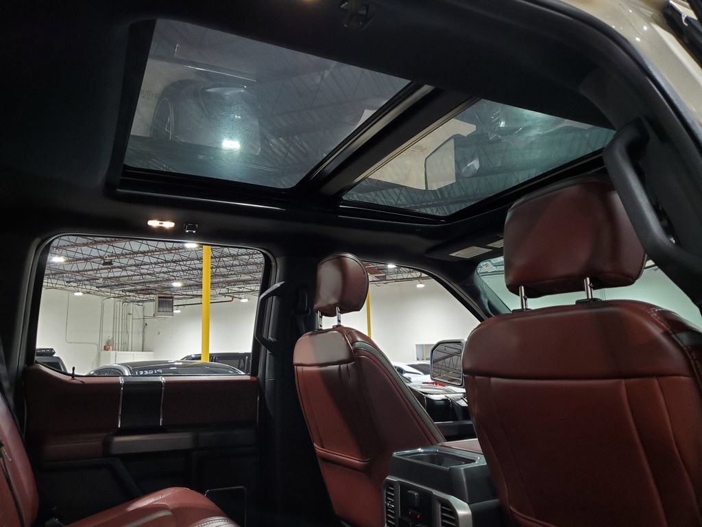 Used 2018 Ford F150 Platinum w/ Equipment Group 701A Luxury AWD/4WD image 22