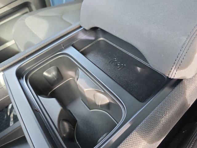 Used 2022 Land Rover Defender 90 X-Dynamic S image 18