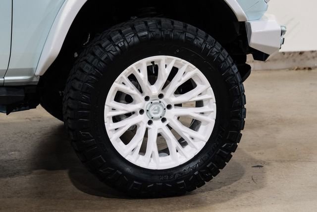 Used 2025 Ford Bronco Heritage Edition image 32