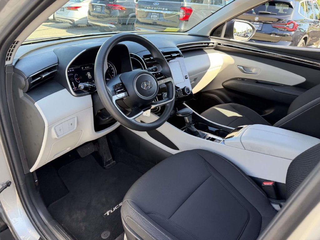 Used 2024 Hyundai Tucson SE AWD/4WD image 16