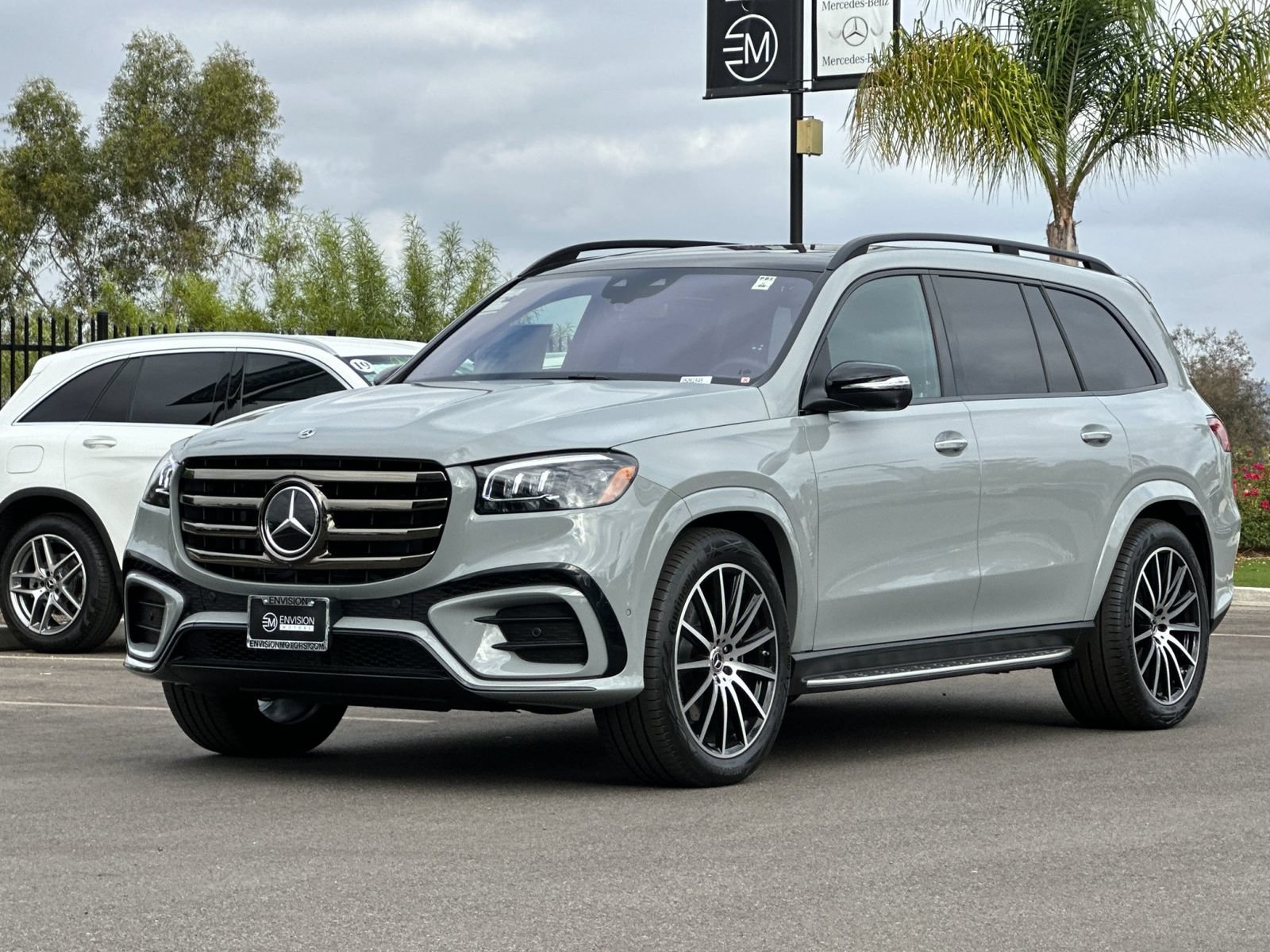 New 2026 Mercedes-Benz GLS 580 4MATIC image 7