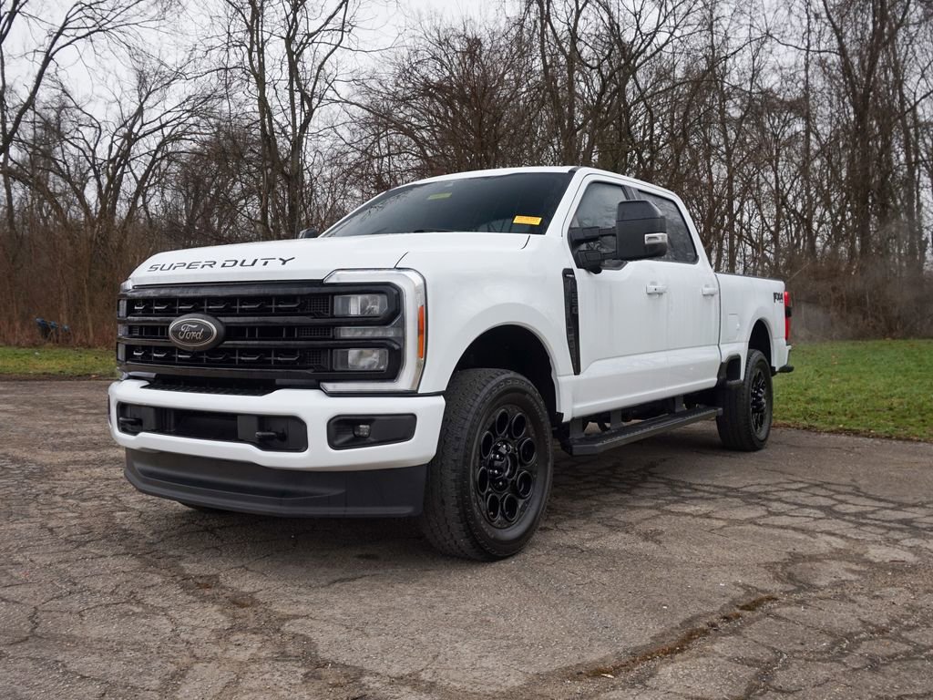 Used 2023 Ford F250 Lariat w/ Black Appearance Package image 7