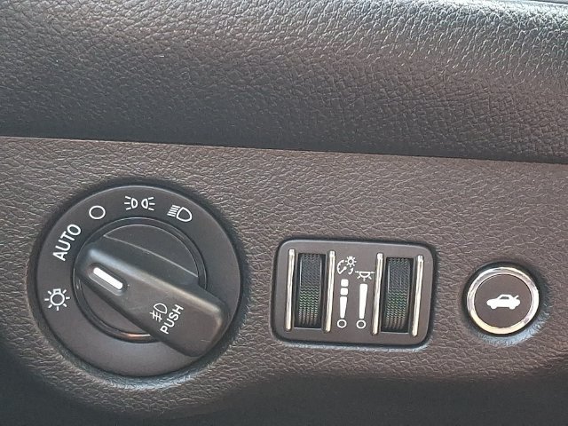 Used 2019 Dodge Challenger R/T w/ Cold Weather Group RWD image 24