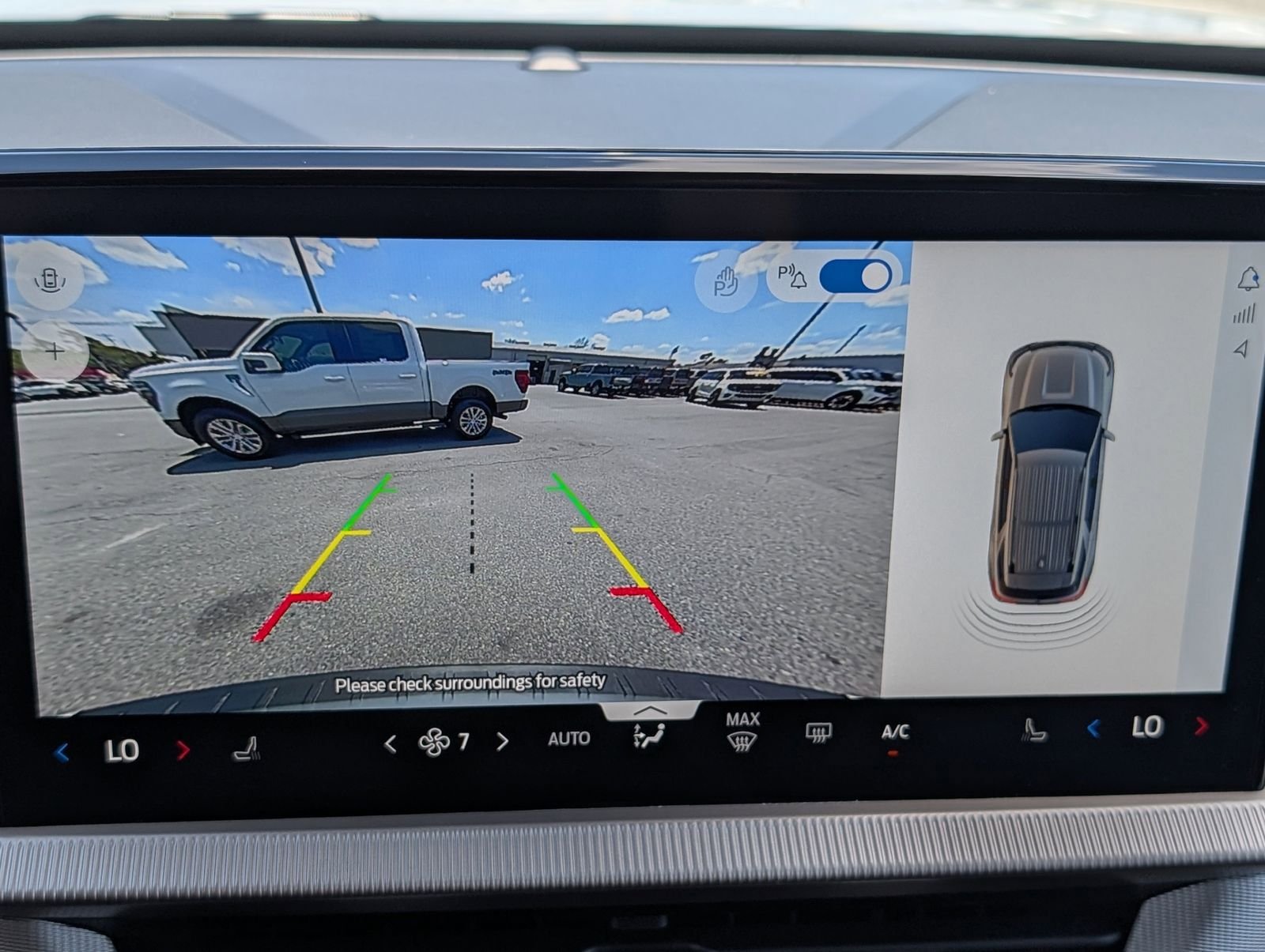 New 2026 Ford Explorer Active RWD image 19