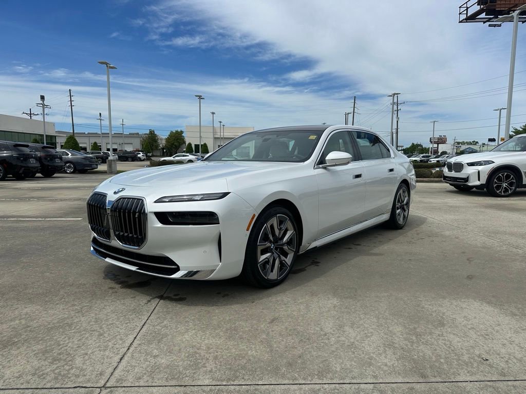 New 2026 BMW i7 xDrive60 w/ Executive Package