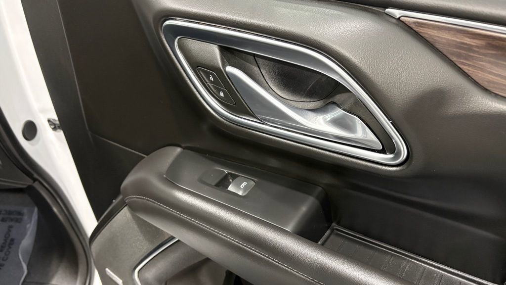 Used 2024 Chevrolet Tahoe LT AWD/4WD image 23