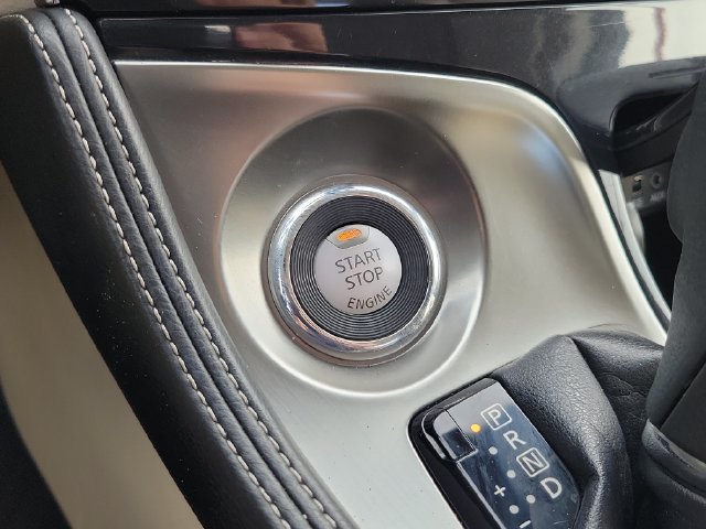Used 2018 Nissan Maxima Platinum FWD image 32