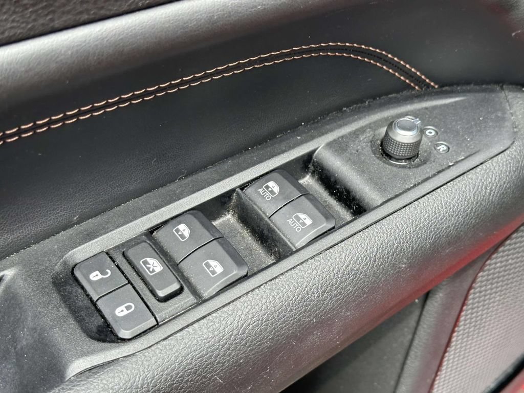 Used 2022 Jeep Compass Limited AWD/4WD image 19