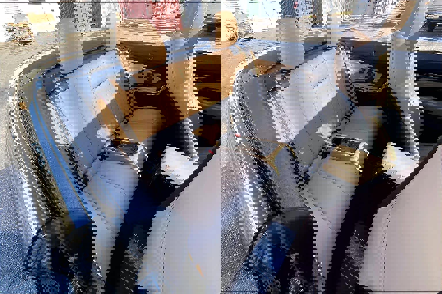 Used 2018 BMW M4 Convertible w/ Competition Package image 18