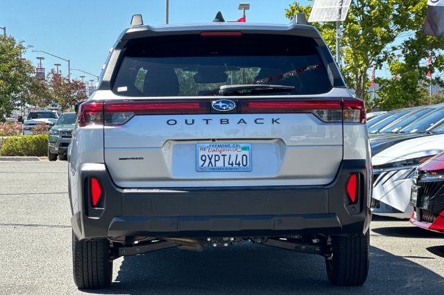 Certified 2026 Subaru Outback Limited AWD/4WD image 5