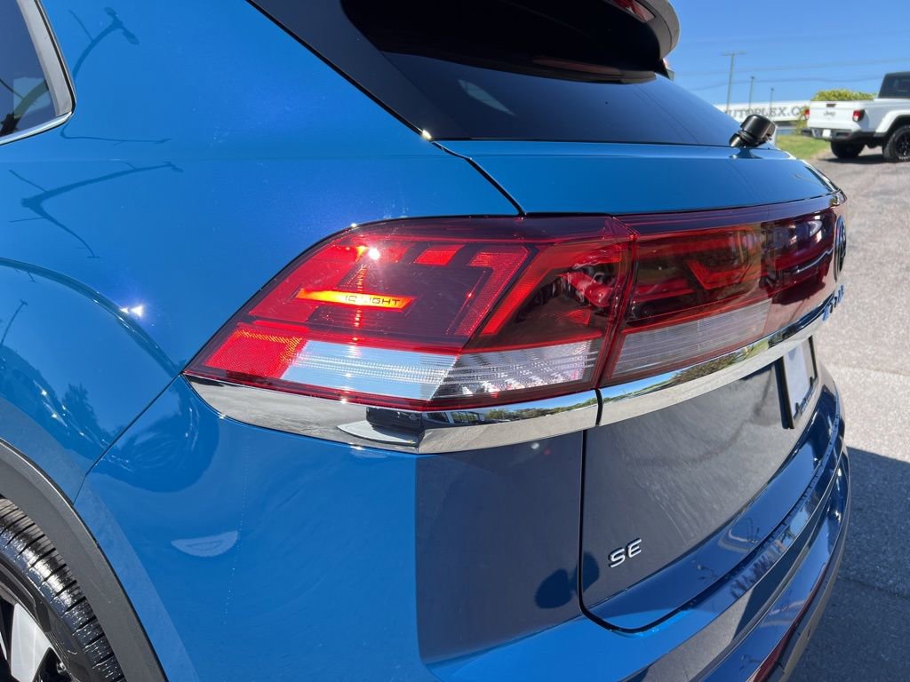 New 2026 Volkswagen Atlas Cross Sport SE image 12