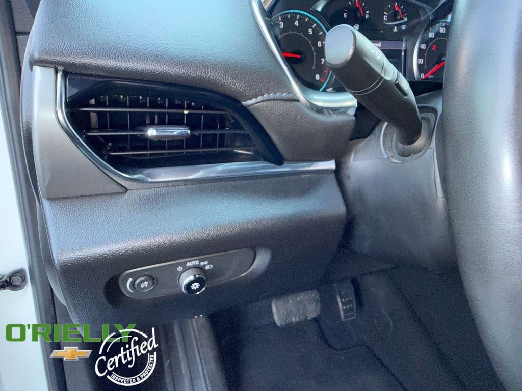 Used 2023 Chevrolet Traverse LT AWD/4WD image 14