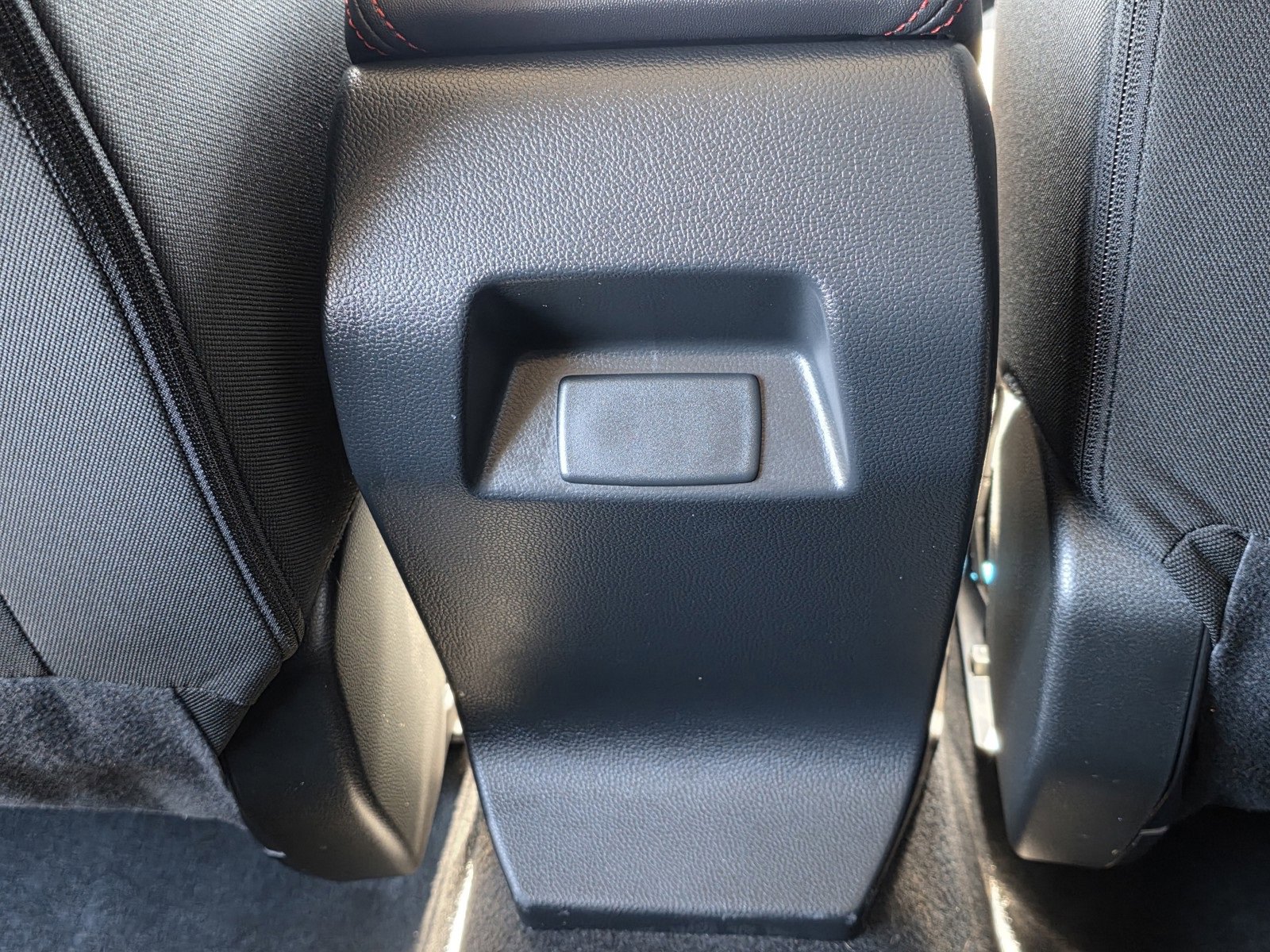 Used 2025 Subaru Impreza 2.0i Sport image 17