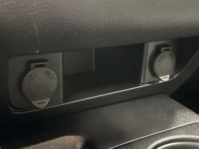 Used 2012 Toyota Tundra 2WD CrewMax w/ SR5 Pkg image 25