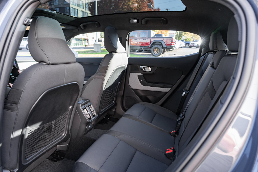 Used 2024 Polestar Polestar 2 AWD/4WD image 21