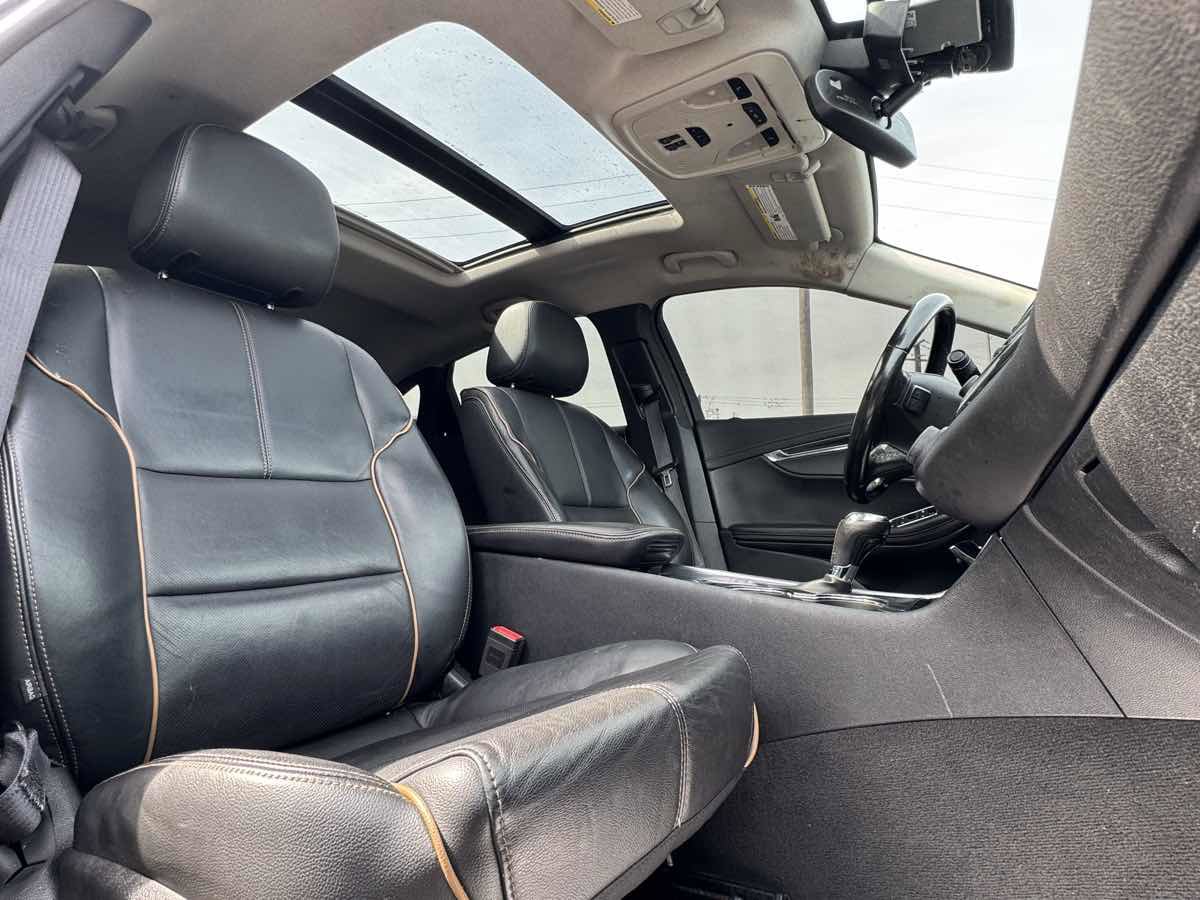 Used 2017 Chevrolet Impala Premier w/ Enhanced Convenience Package image 31