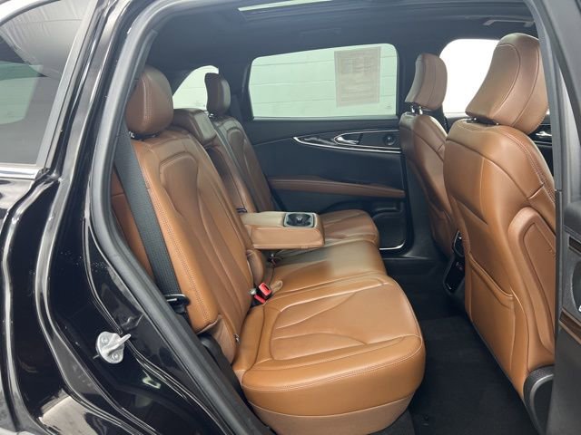 Certified 2023 Lincoln Nautilus Reserve w/ Monochromatic Package AWD/4WD image 33