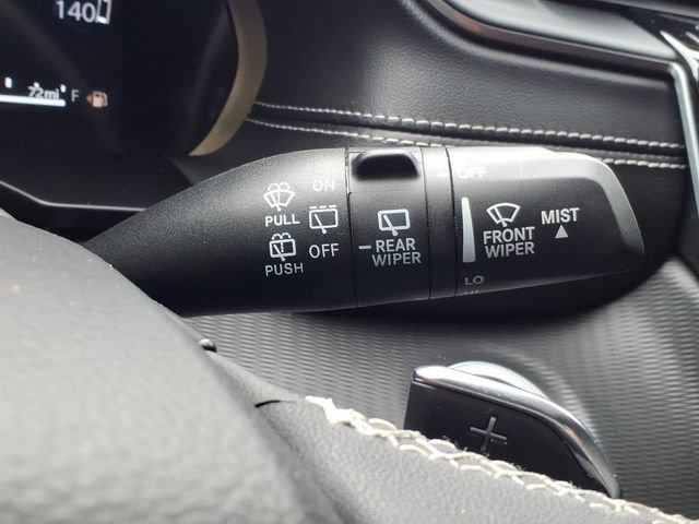 Used 2025 Jeep Grand Cherokee Altitude RWD image 26