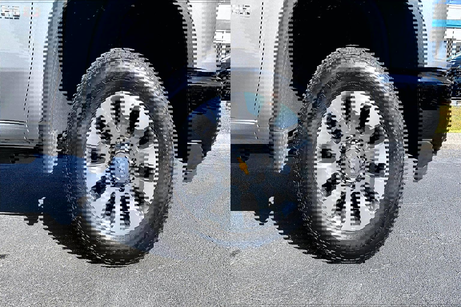 Certified 2025 Chevrolet Silverado 2500 Custom w/ Custom Value Package image 8