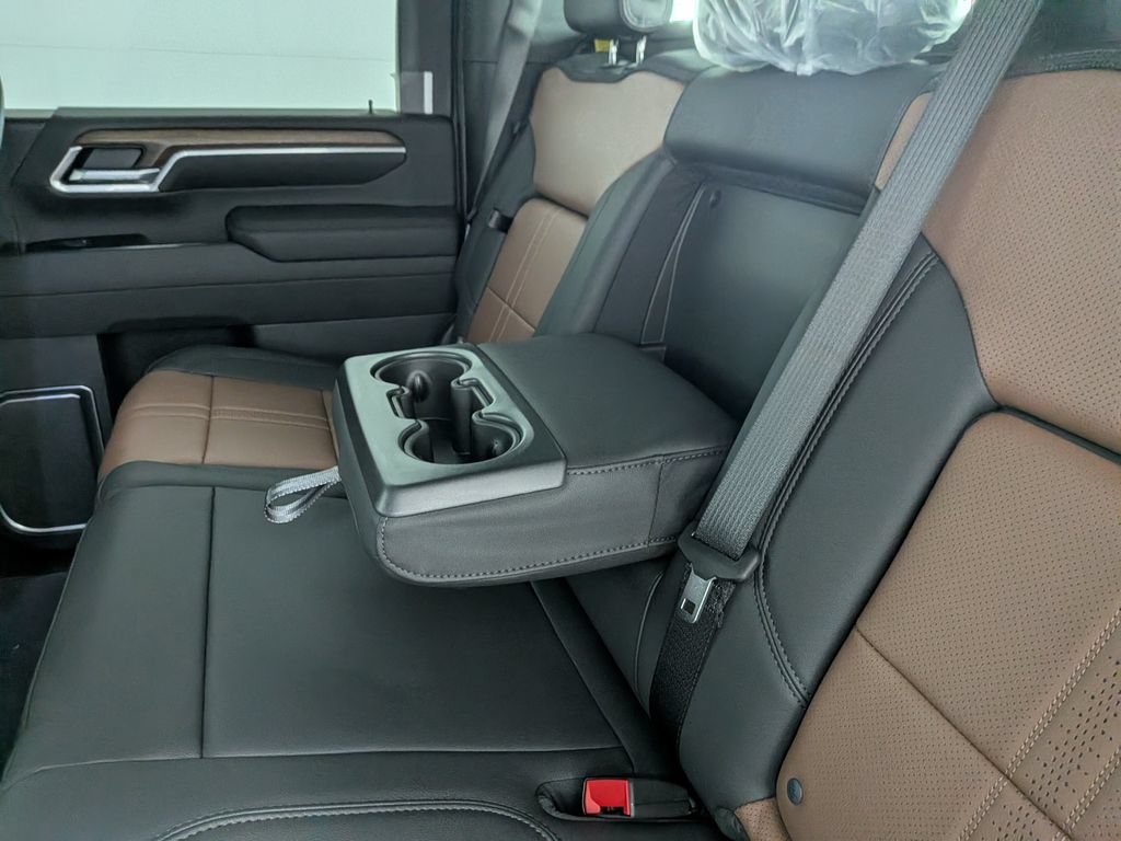 New 2026 Chevrolet Silverado 3500 High Country w/ High Country Premium Package AWD/4WD image 32