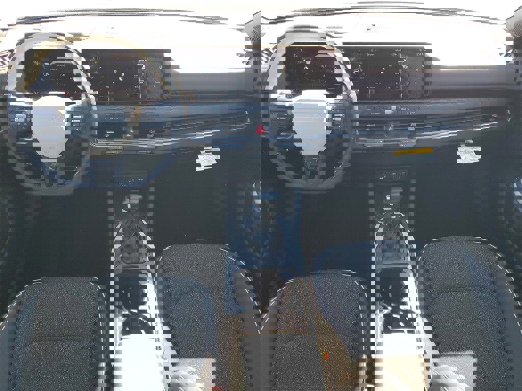 New 2025 Kia K4 GT-Line image 25