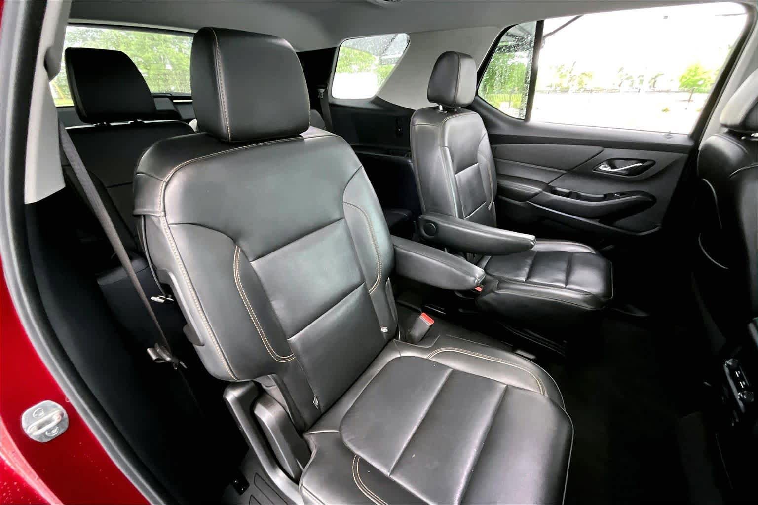 Used 2020 Chevrolet Traverse RS AWD/4WD image 20
