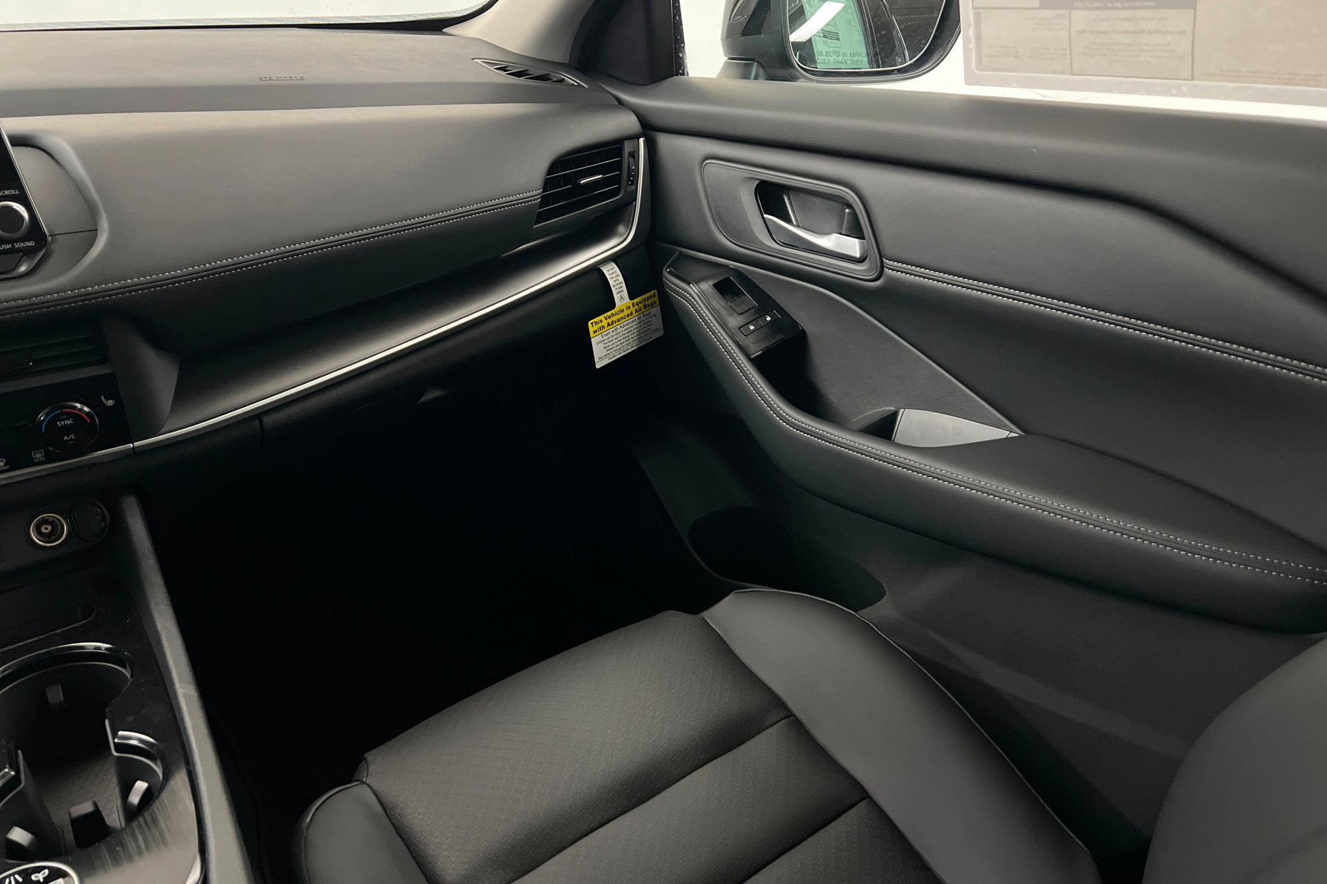 New 2026 Nissan Rogue SV image 10