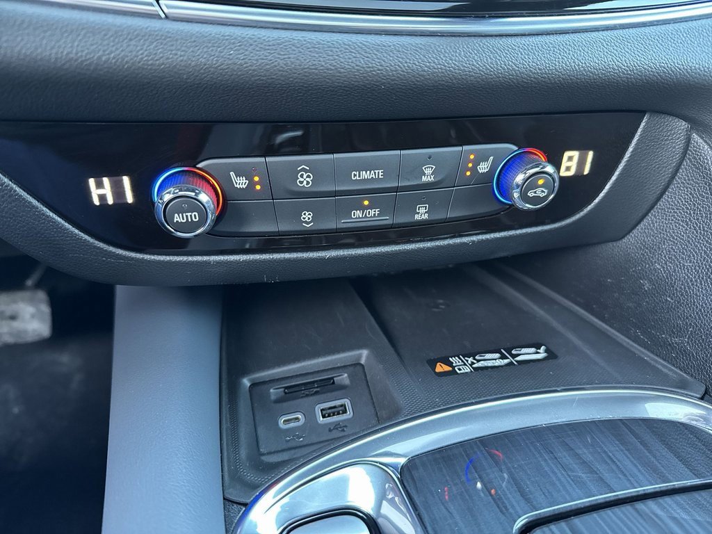 Used 2023 Buick Enclave Essence w/ Experience Buick Package image 18