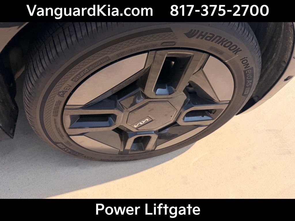 Certified 2024 Kia EV9 GT-Line AWD/4WD image 11