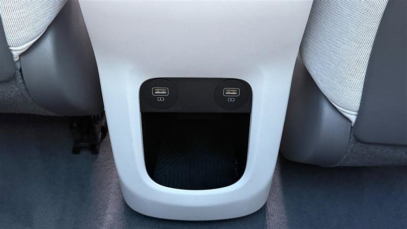 Used 2024 Hyundai Ioniq 5 Limited image 27
