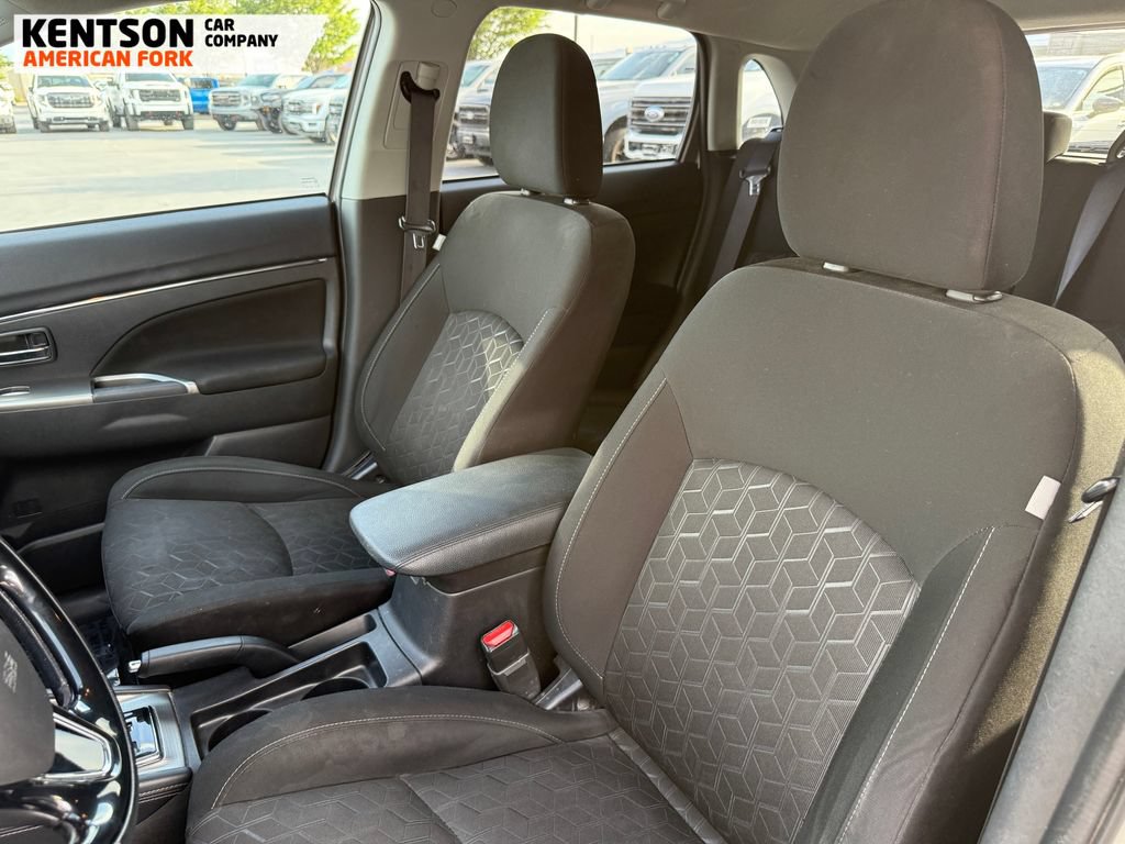 Used 2021 Mitsubishi Outlander Sport ES AWD/4WD image 25