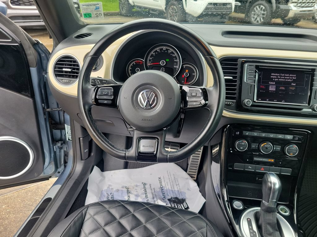 Used 2019 Volkswagen Beetle 2.0T Final Edition SEL FWD image 19