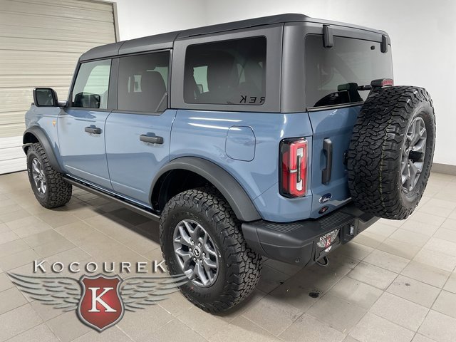 New 2025 Ford Bronco Badlands image 4