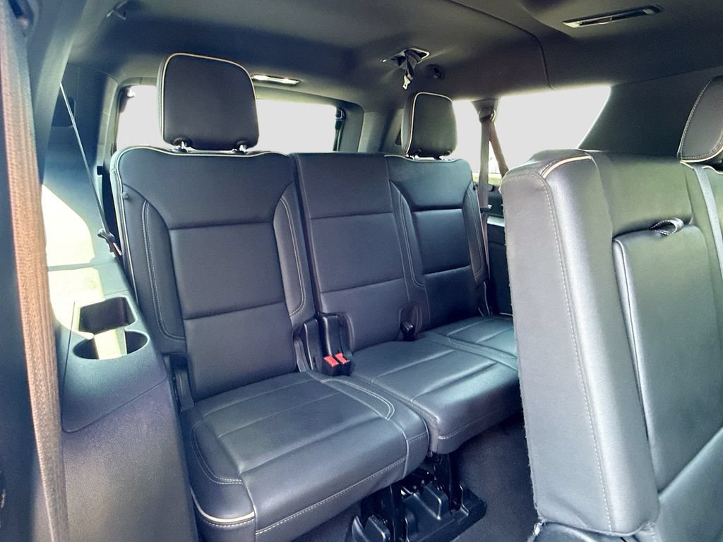 Used 2023 GMC Yukon XL SLT w/ SLT Luxury Package AWD/4WD image 34